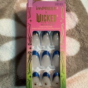4/$20 - imPRESS Wicked Blue French Tip Glow in the Dark Nails